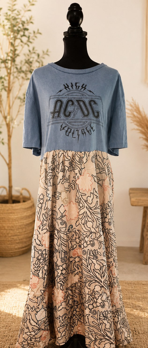 ACDC UpCycle fits size Xl-3x best!