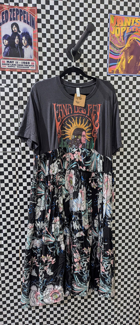 Lana Del Ray upcycle fits medium to xl best