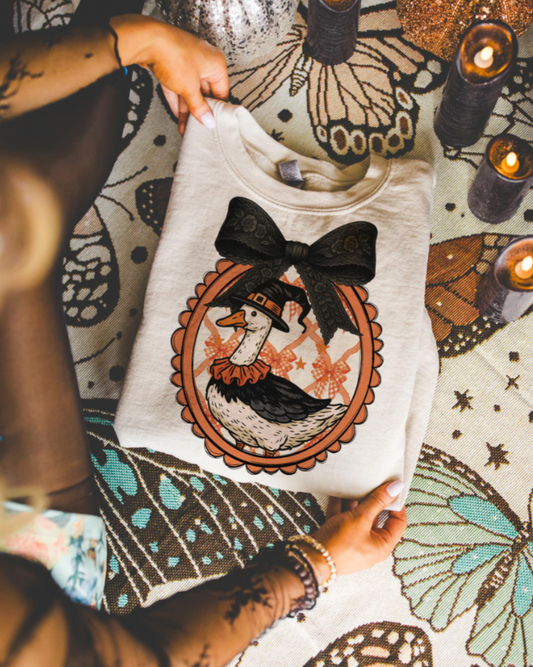 Whitchy Goose Cameo Tee/crew